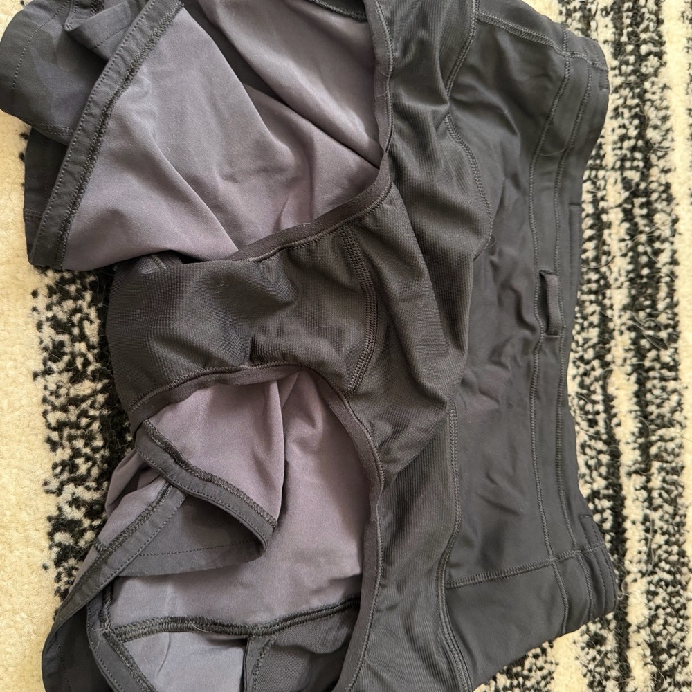 Lululemon Black Camouflage Women's Shorts - Picture 8 of 9